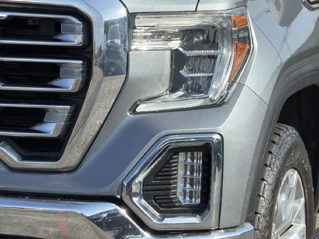 Used 2019 SATIN STEEL METALLIC GMC SLT image 10