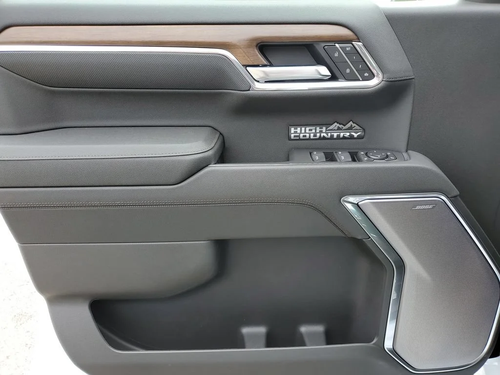 2026 Chevrolet Silverado 1500 High Country - Photo 21