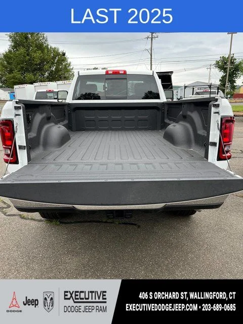 2025 RAM 2500 Tradesman - Photo 17