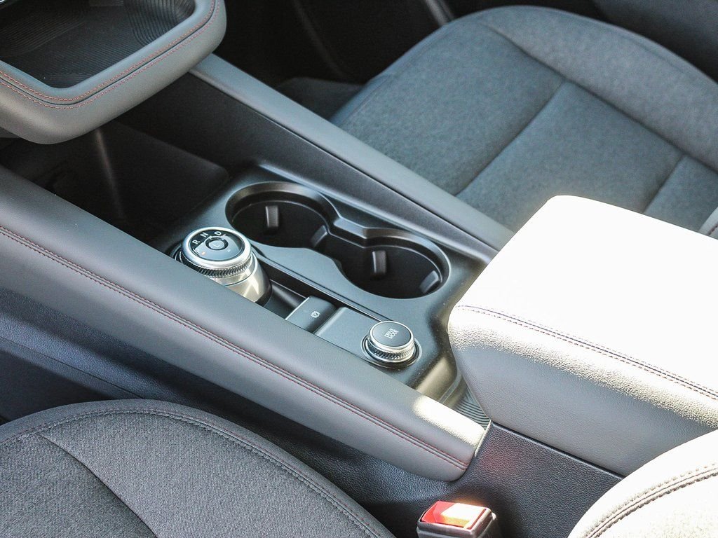 2026 Ford Explorer Active - Photo 20
