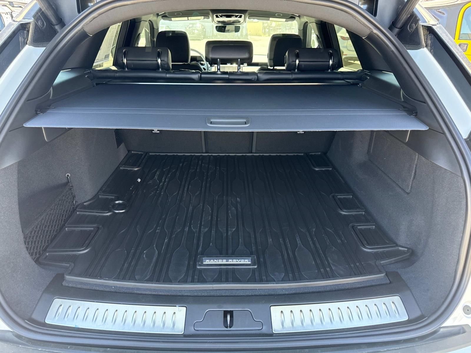 2026 Land Rover Range Rover Velar Dynamic SE - Photo 7