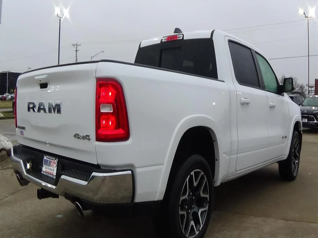 Certified Used 2025 Ivory Tri-Coat Pearl (pwd) RAM Laramie image 6