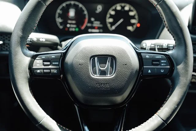 Used 2025 Platinum White Honda Sport image 10