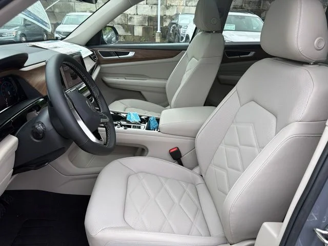 New 2026 Gray Volkswagen 2.0T SE w/Technology image 10