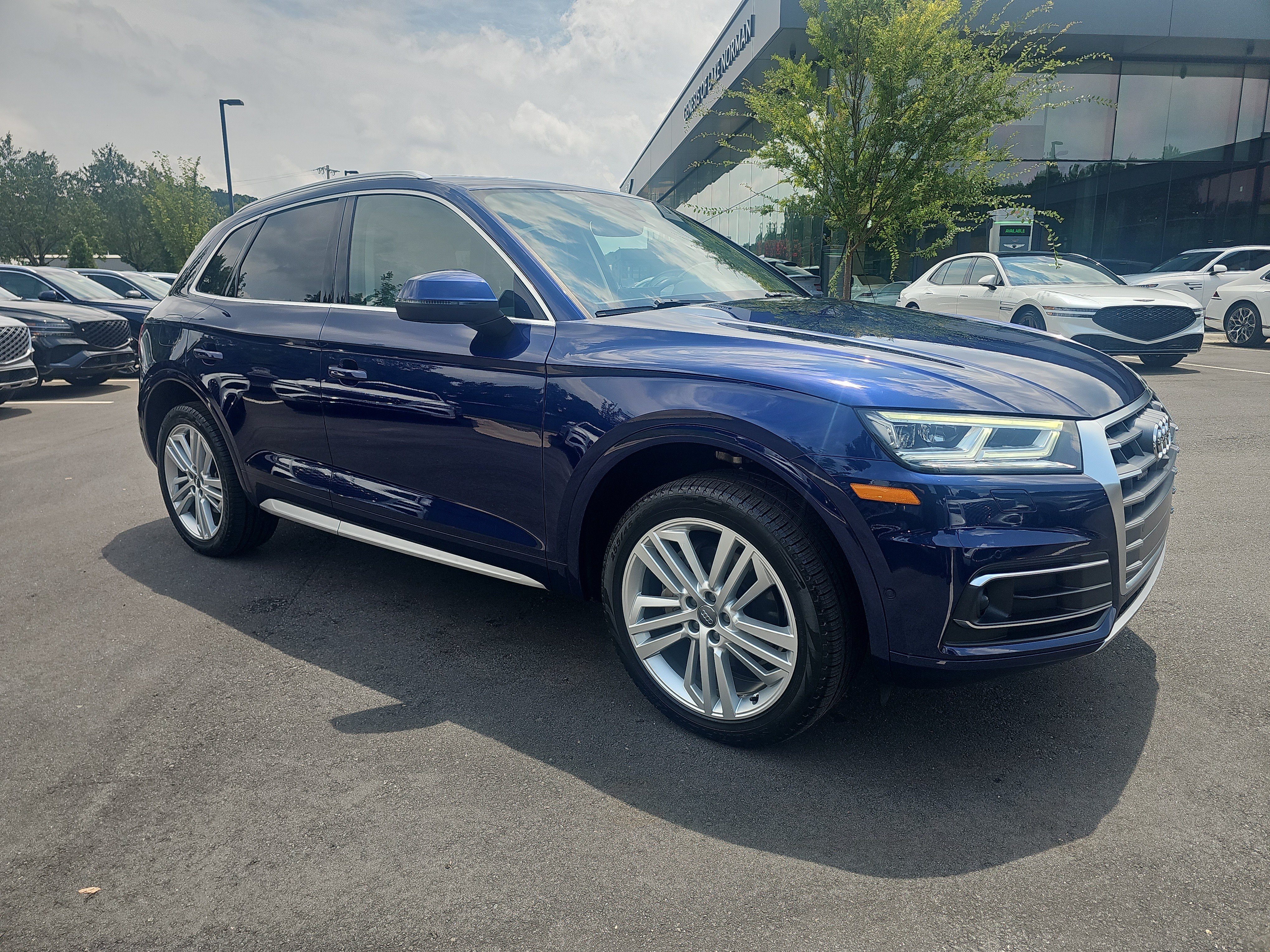 Used 2020  Audi Prestige image 3