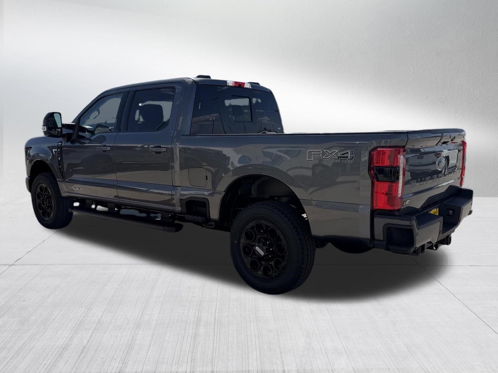 New 2026 Carbonized Gray Metallic Ford LARIAT image 3