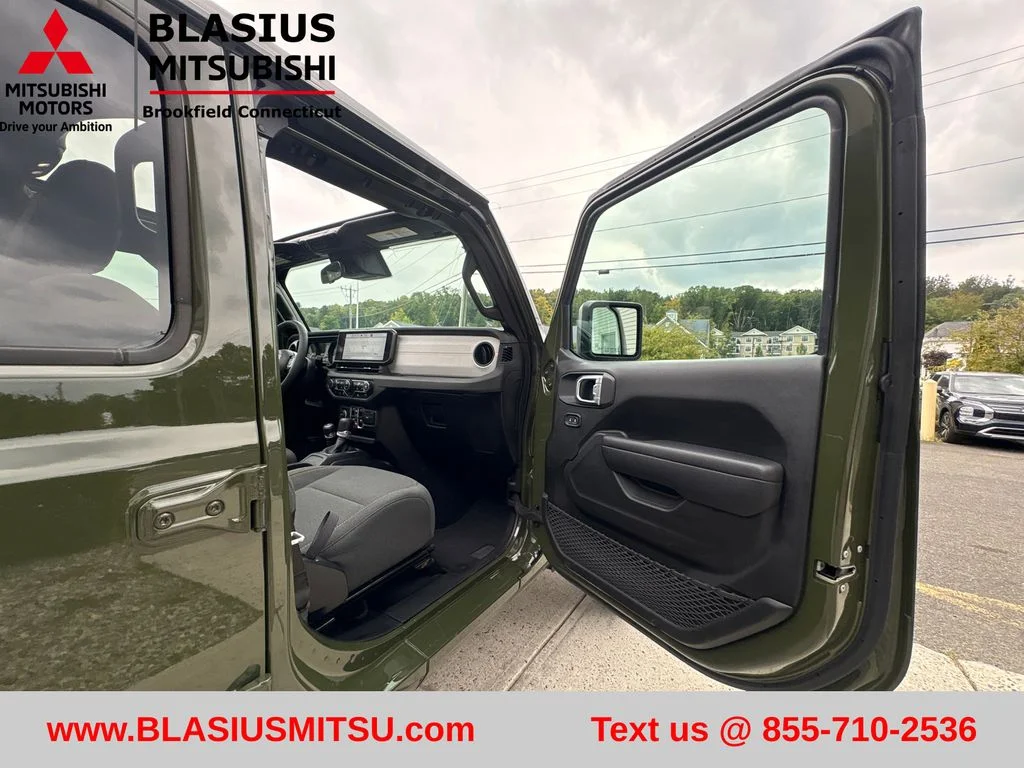 Used 2024 Green Jeep Sport S 4xe image 49