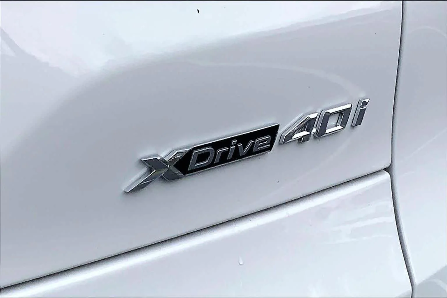 Used 2026 Alpine White BMW xDrive40i image 15