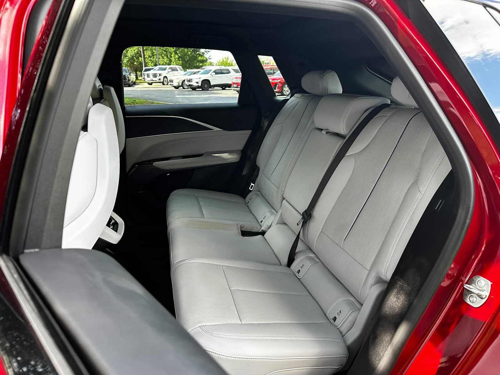 2026 Cadillac LYRIQ Sport - Photo 20