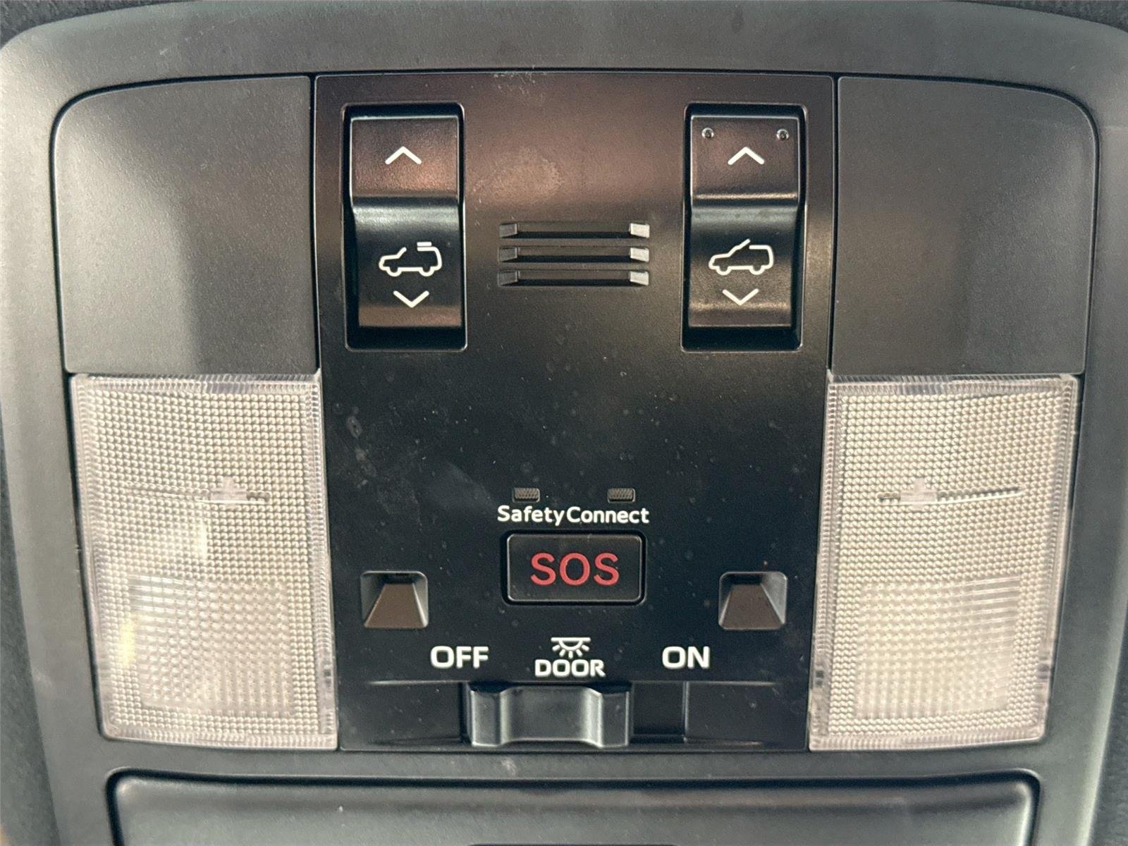 Used 2021 Atomic Silver Lexus GX 460 Premium image 22