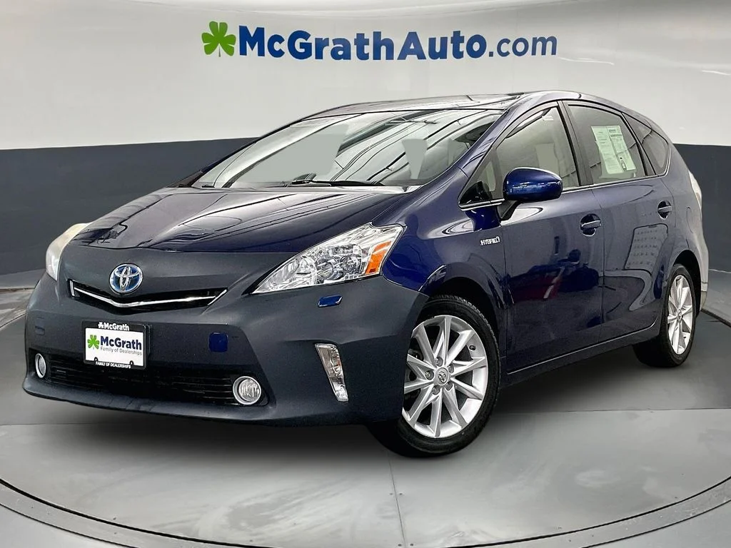 Used 2013 Blue Toyota Five image 2