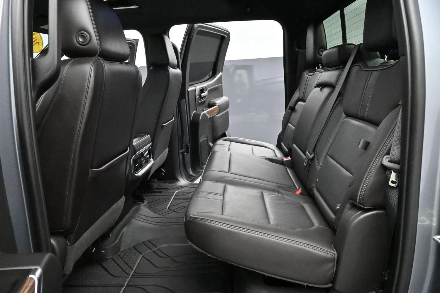 Used 2019 Satin Steel Metallic Chevrolet High Country image 31