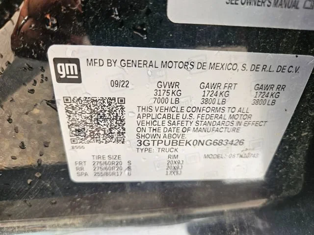 Used 2022 Onyx Black GMC SLE image 28