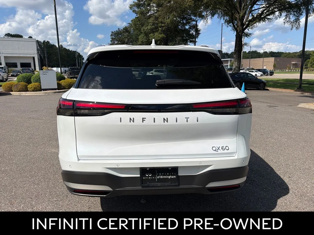 Certified Used 2026 Radiant White INFINITI LUXE image 11