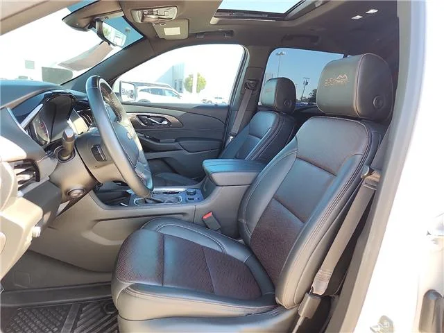 Used 2023 Summit White Chevrolet High Country All-Wheel Drive image 11