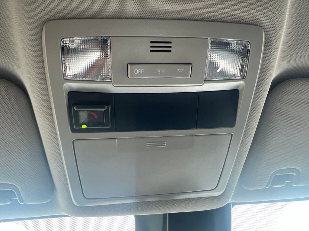 Used 2021 Silver Toyota SR image 14