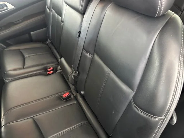 Used 2017 Gray Nissan SL image 24