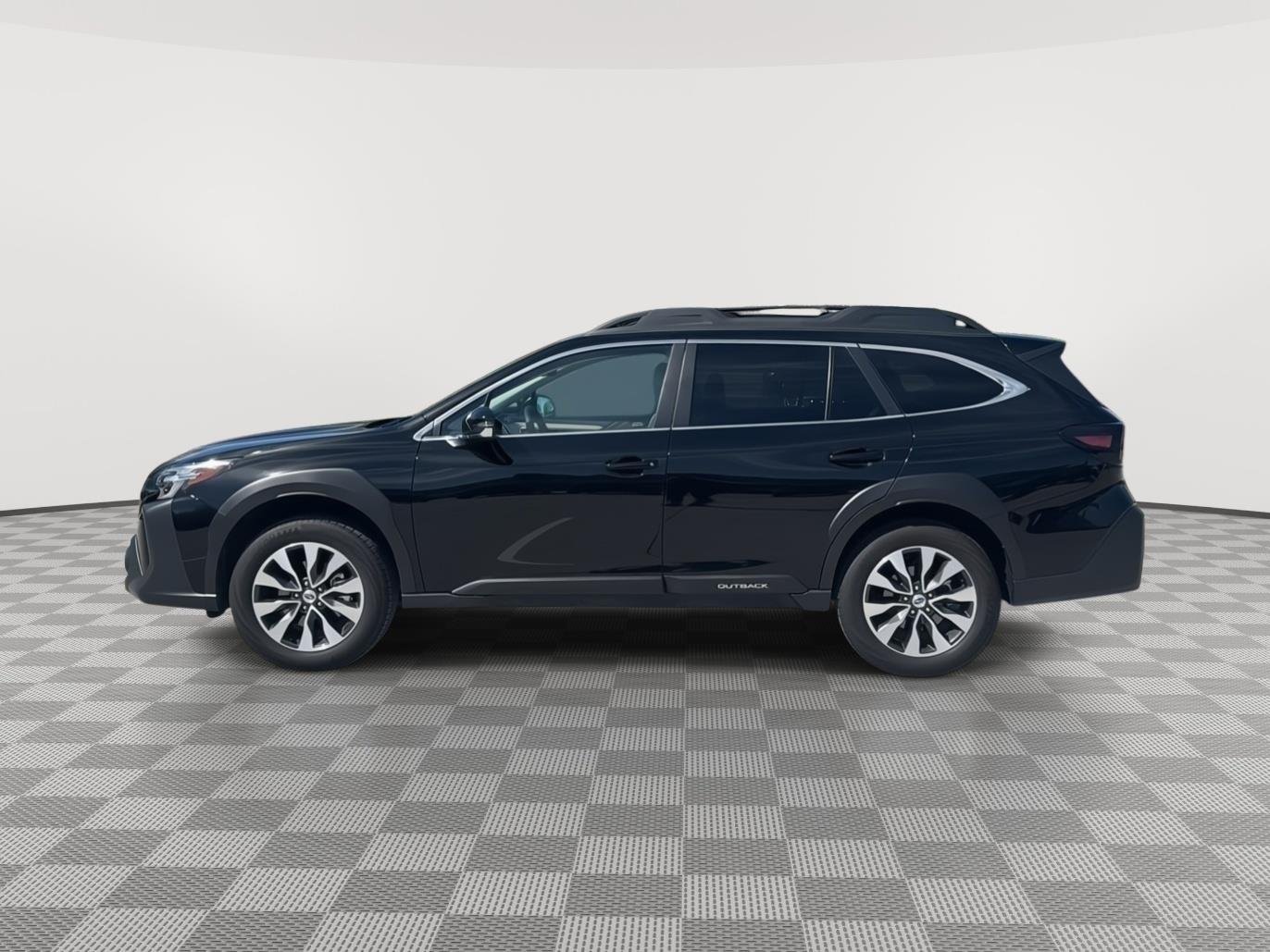 Certified Used 2025 Crystal Black Silica Subaru Limited image 4
