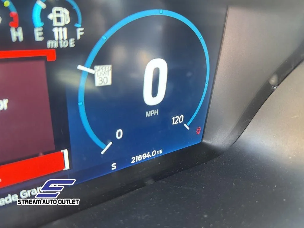 2023 Ford F-150 Platinum - Photo 18