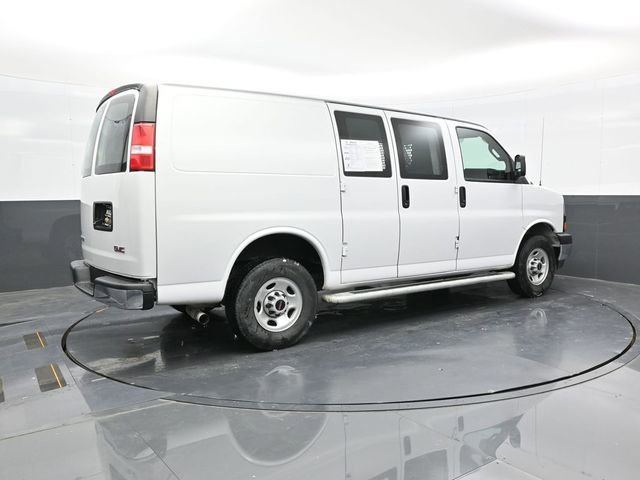 2024 GMC Savana Cargo Work Van - Photo 7