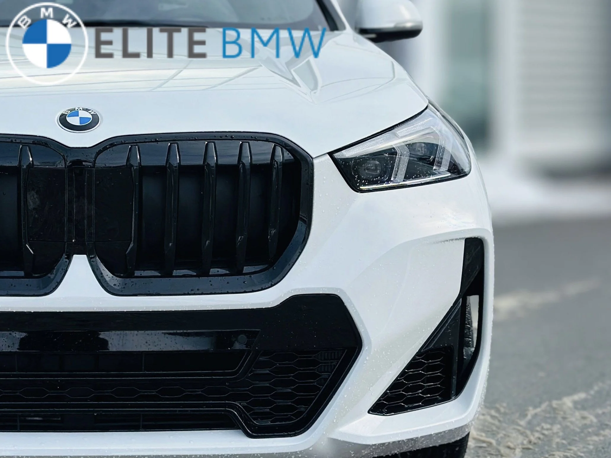 Used 2026 Alpine White Non-Metallic BMW xDrive28i image 35