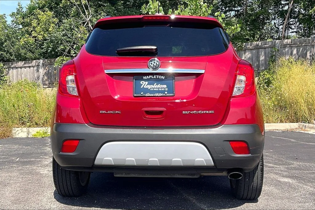 Used 2015 Red Buick Base image 3