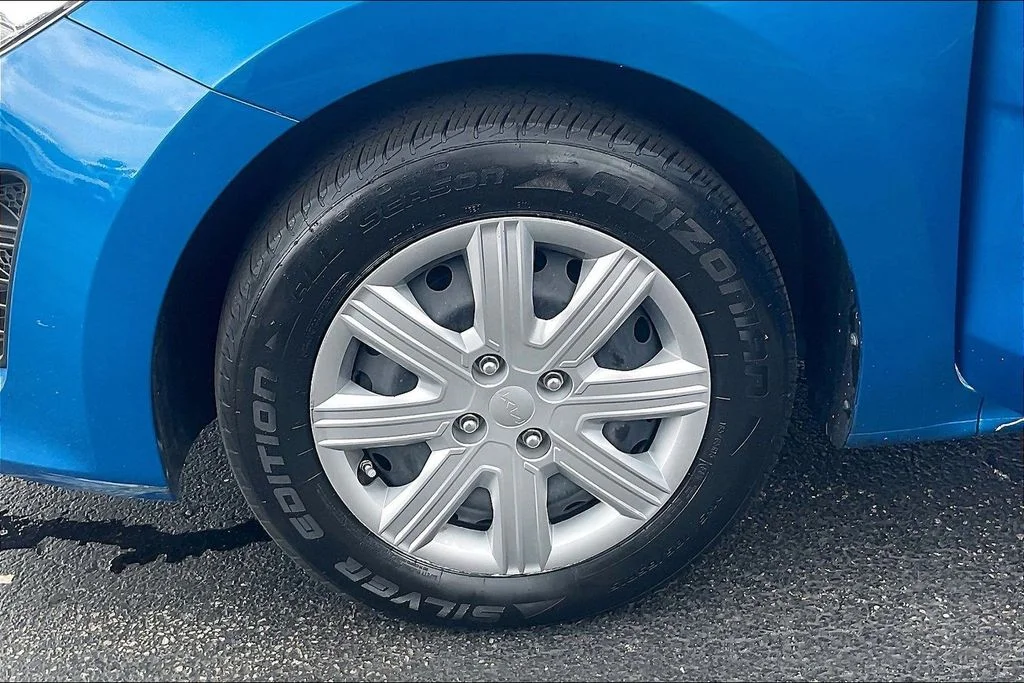 Used 2023 Blue Kia S image 8