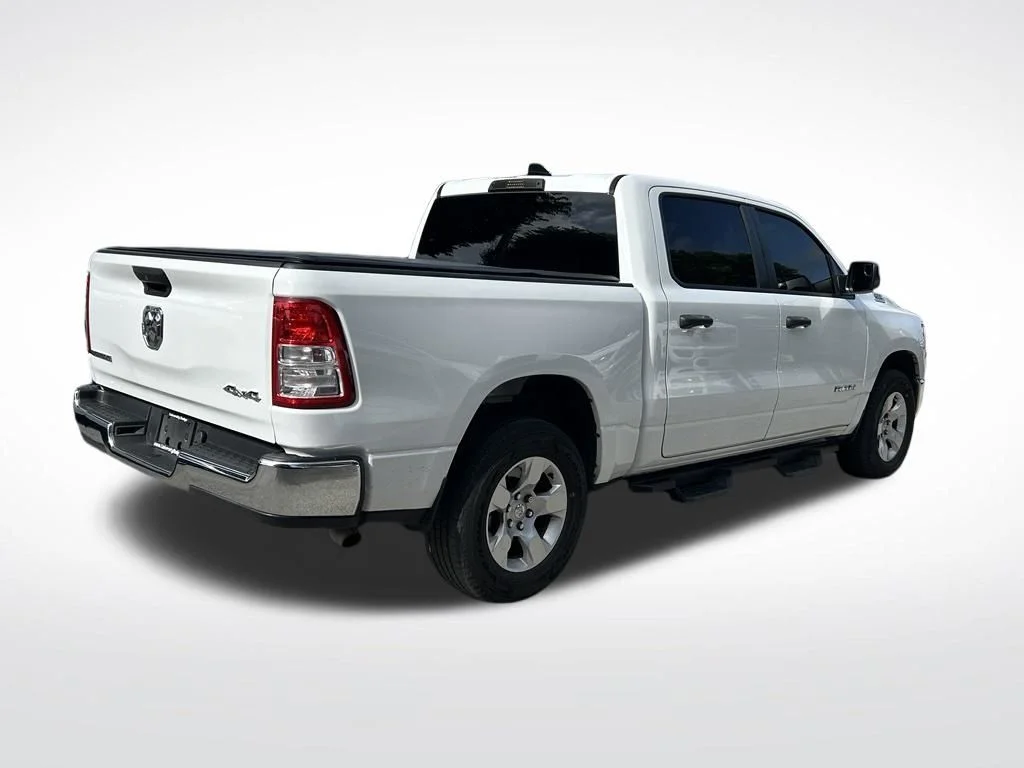 Used 2023 White Ram Big Horn/Lone Star image 5