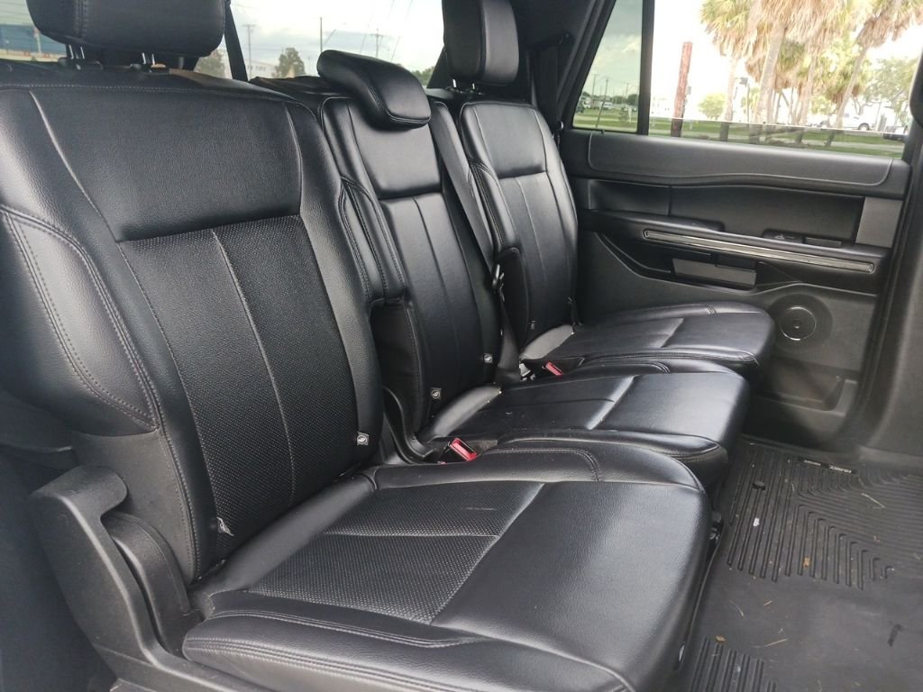 Used 2019 White Ford XLT image 18