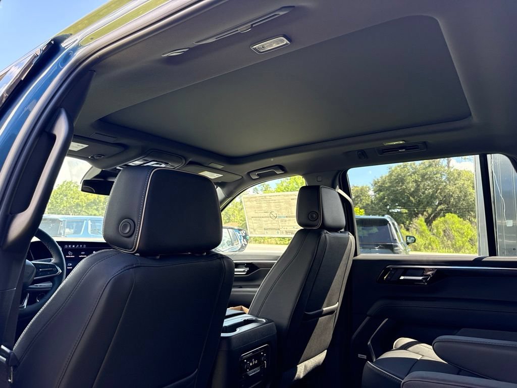 New 2026 Lakeshore Blue Metallic Chevrolet Premier image 9
