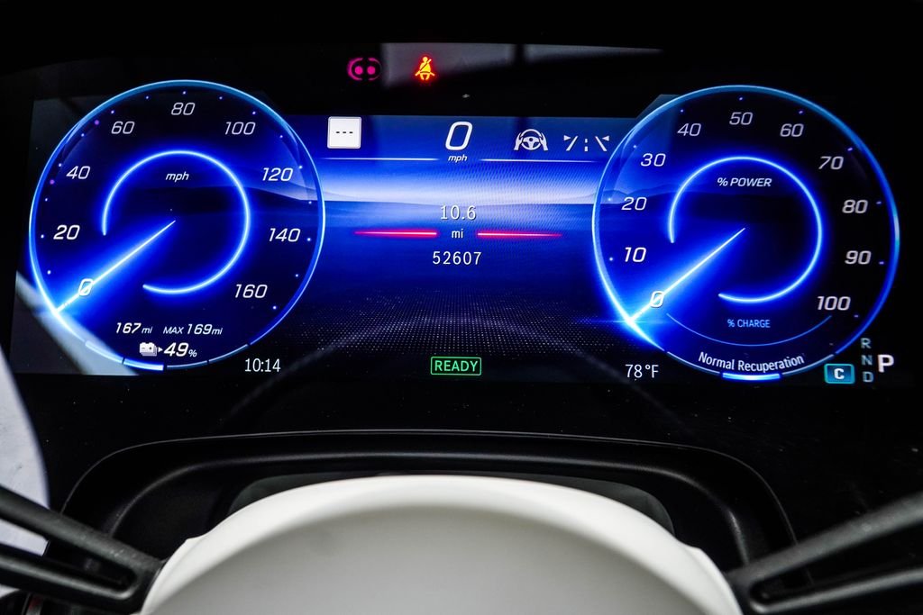 Used 2023 White Mercedes-Benz 580 image 38
