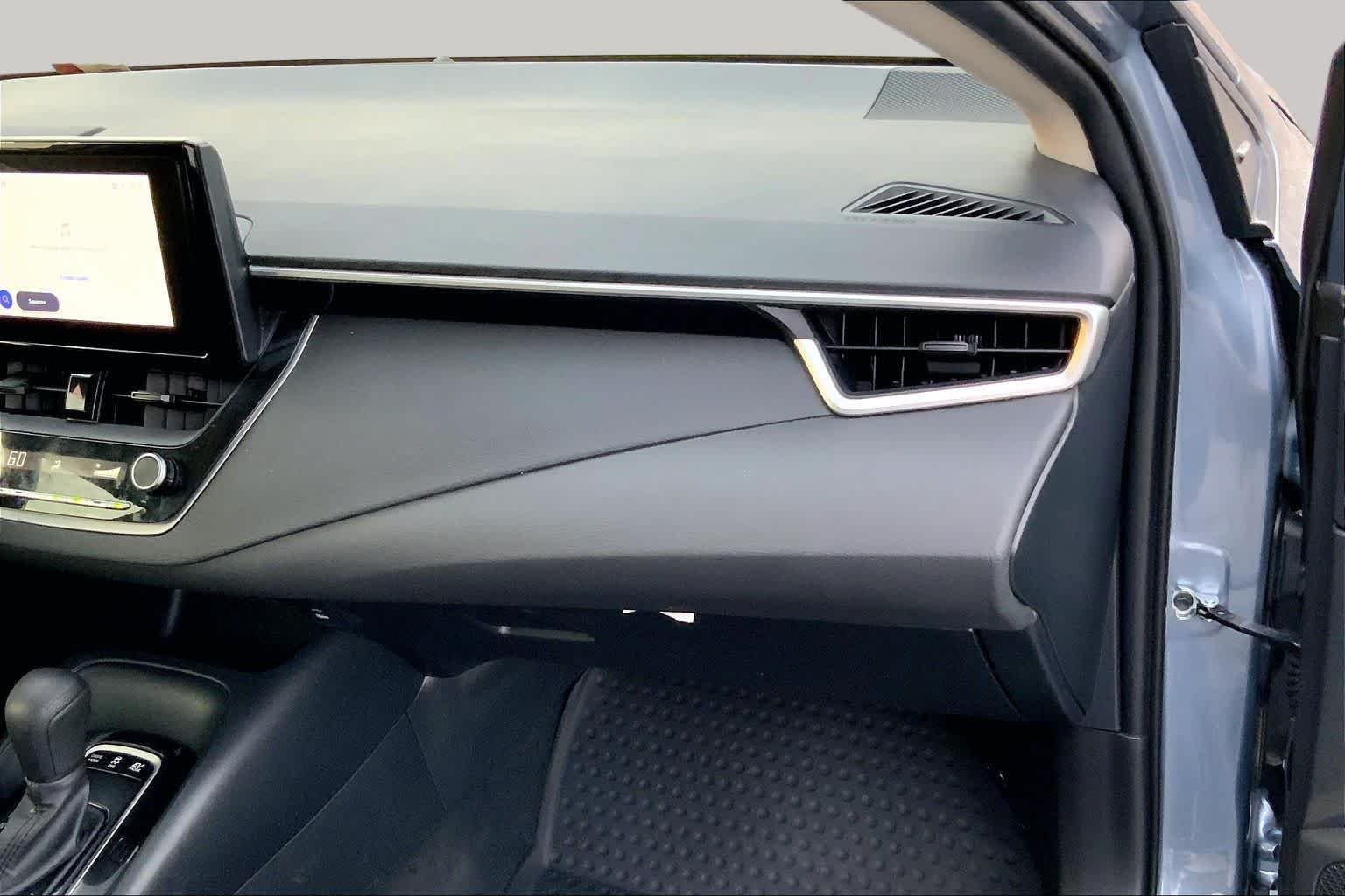Used 2025 Celestite Toyota Hybrid LE image 18