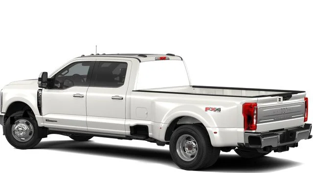 New 2026 Star White Metallic Tri-Coat Ford King Ranch image 2