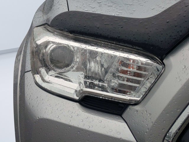 Used 2021 Silver Toyota SR5 image 9