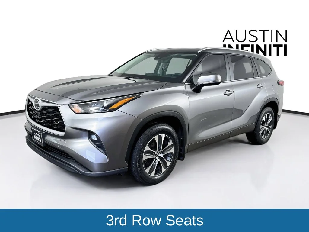 Used 2026 Gray Toyota XLE image 3