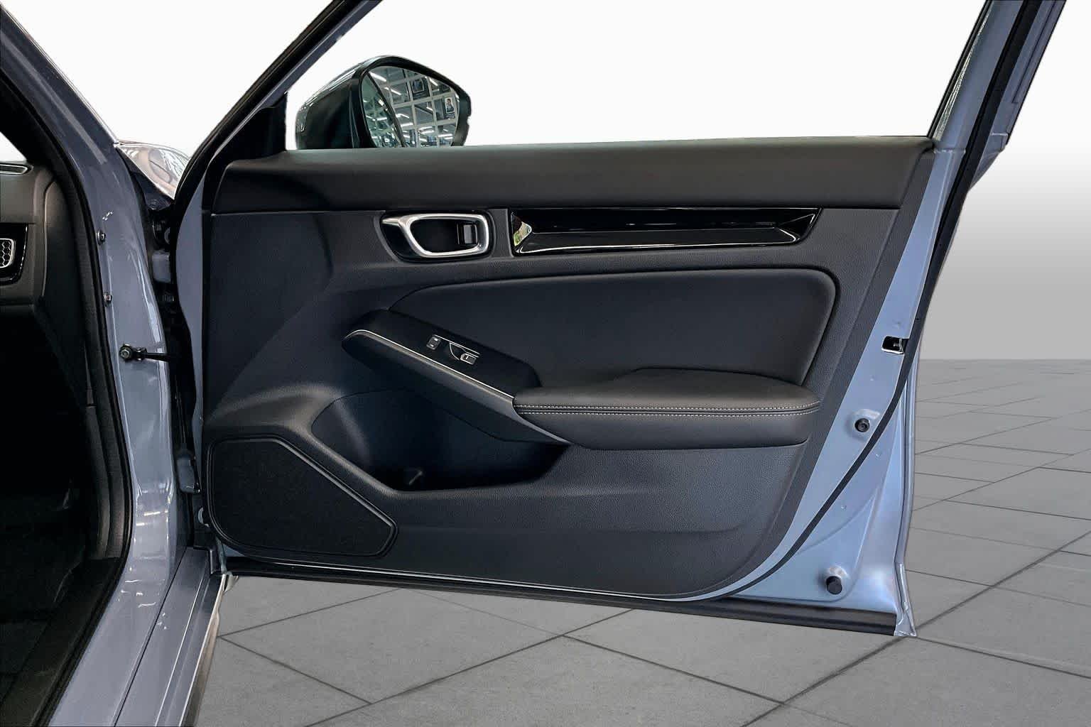 Used 2024 Sonic Gray Pearl Honda Sport Touring image 22
