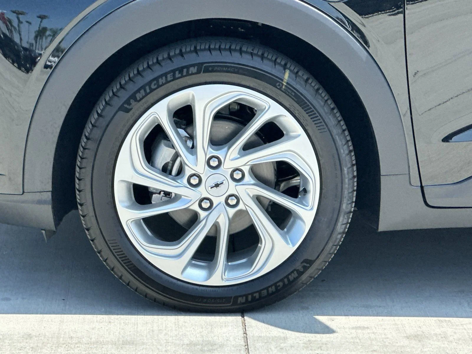 2027 Chevrolet Bolt LT - Photo 26