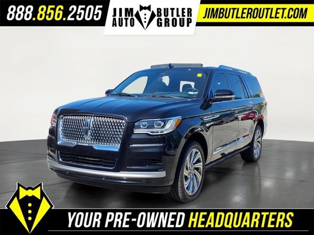 Used 2022 Black Lincoln Reserve L image 1