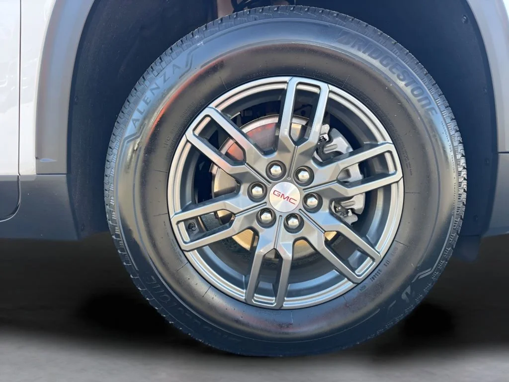 Used 2025 Summit White GMC Elevation image 35