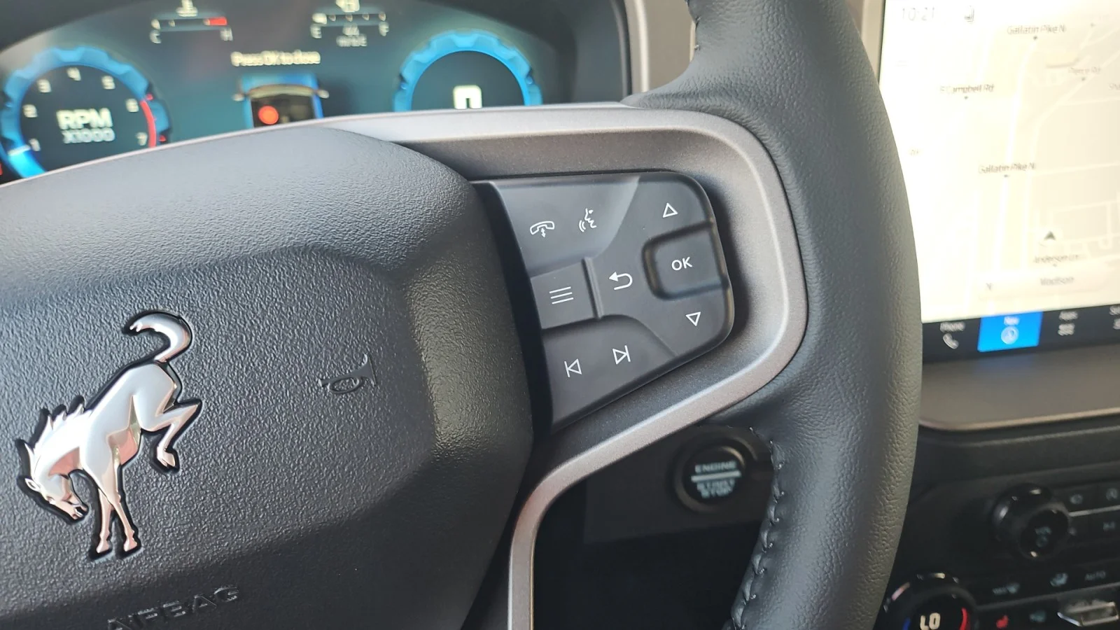 New 2026 Marsh Gray Ford Outer Banks 4WD image 18