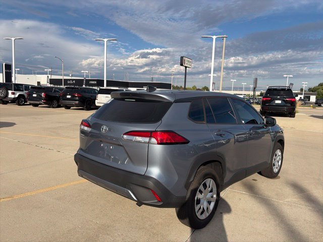 2023 Toyota Corolla Cross L - Photo 7