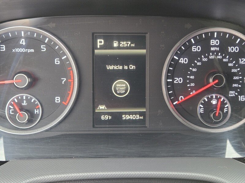 Used 2022 White Pearl KIA GT-LINE AUTO AWD image 23
