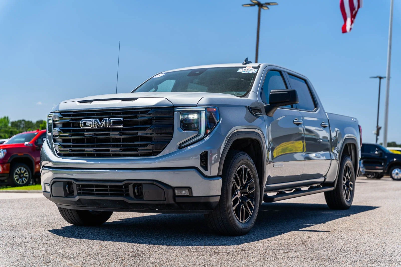 Used 2023 Silver GMC Elevation image 2