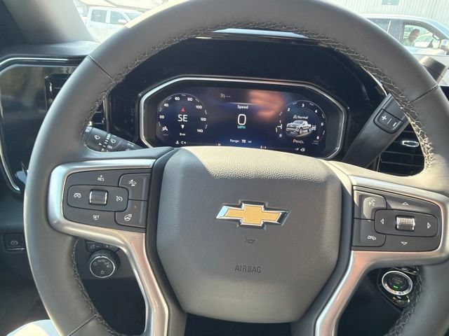 New 2026 Summit White Chevrolet LT image 25