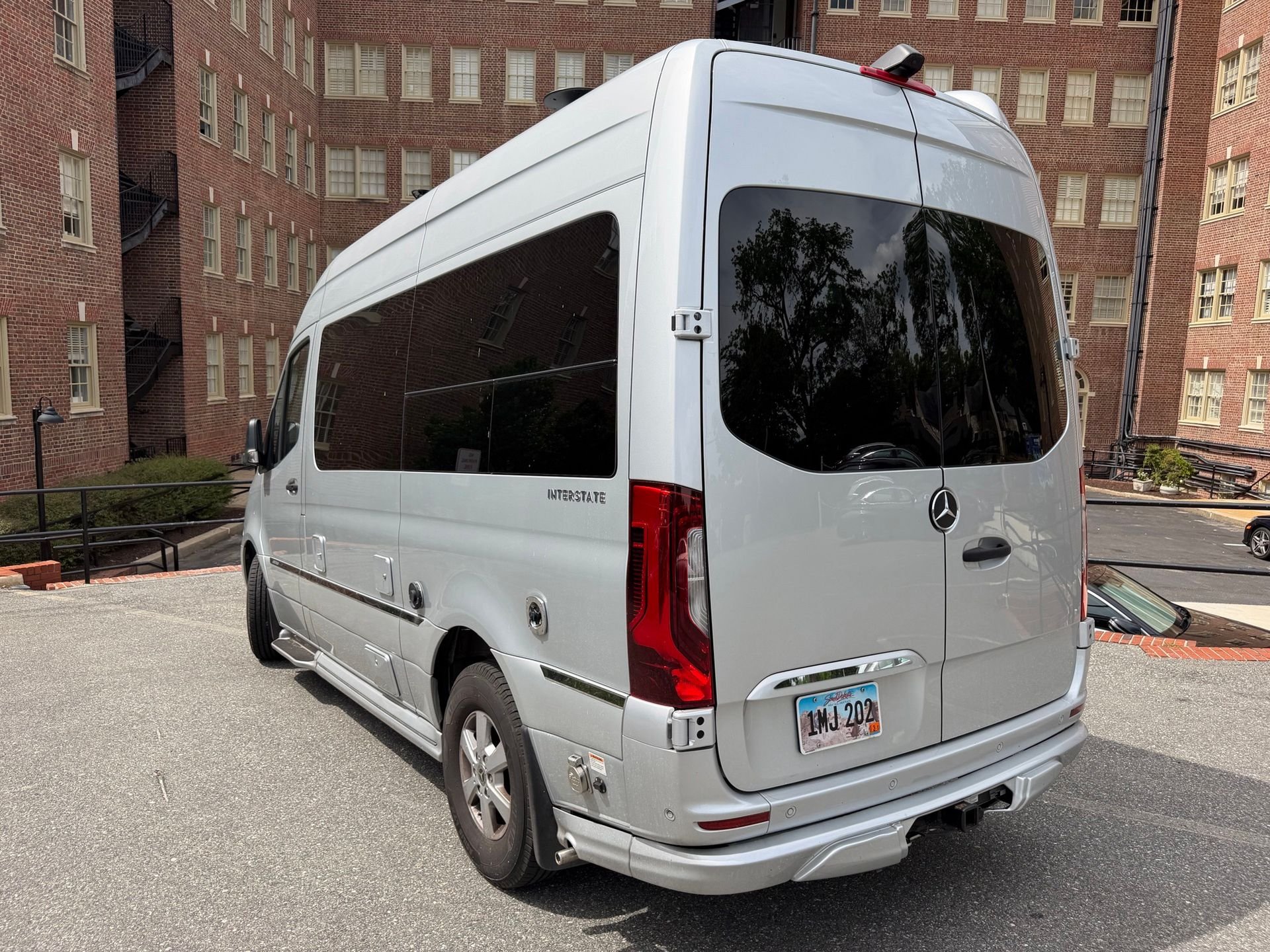 Used 2022  Mercedes-Benz AIRSTREAM INTERSTATE 19 image 20