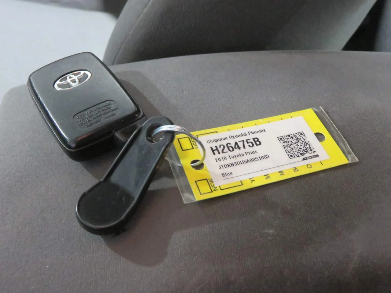 Used 2010 Blue Ribbon Metallic Toyota II image 11