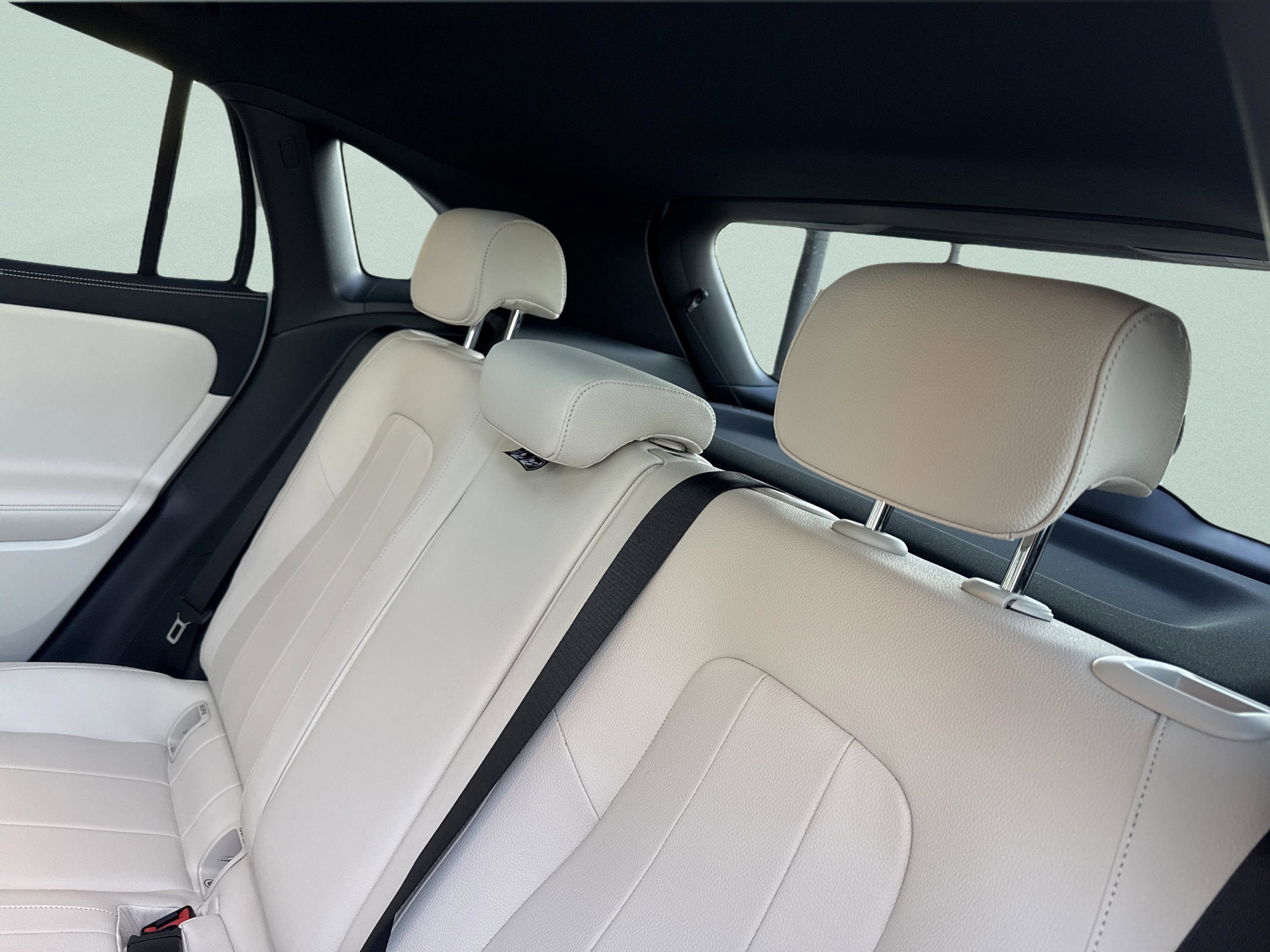 Certified Used 2026 Polar White Mercedes-Benz GLA 250 image 31