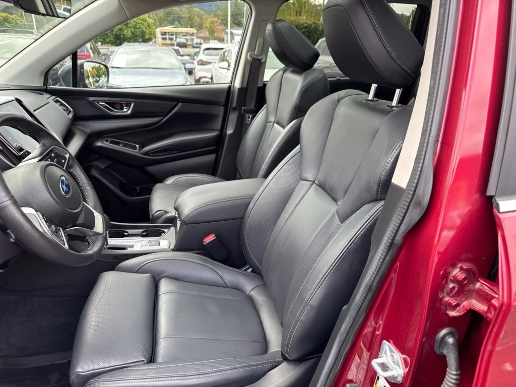 Used 2024 Crimson Red Pearl Subaru Limited image 4