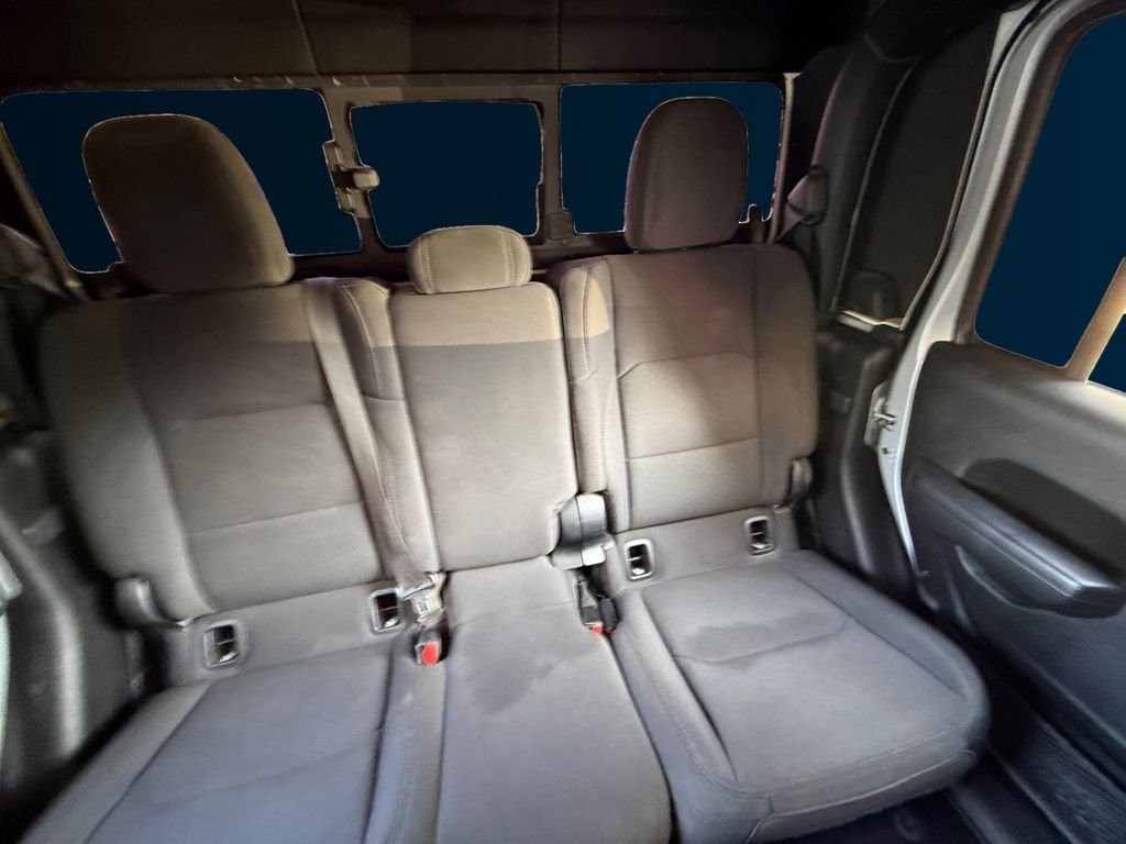 Used 2022 Silver Jeep Willys image 18