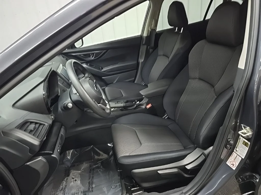 Used 2020 Gray Subaru Base image 31